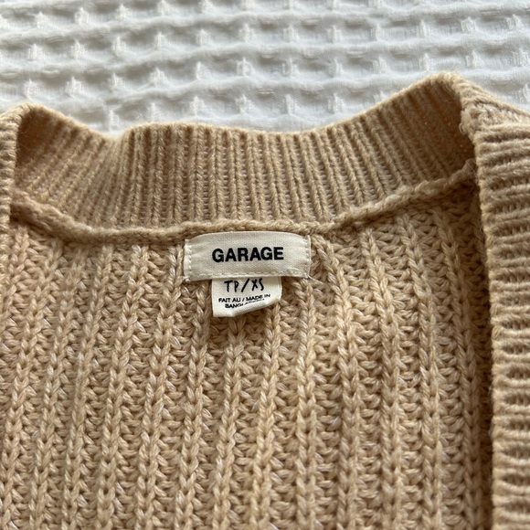 Garage Cardigan - Picture 2 of 3